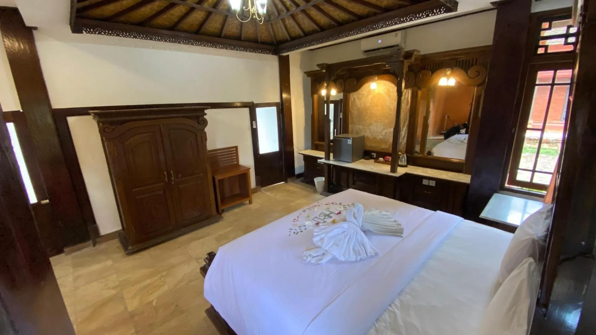 Suly Vegetarian Resort & Spa Ubud  3*, Ubud (Bali)